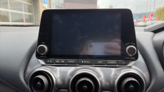 Nissan Juke 1.0 DiG-T N-Connecta 5dr Petrol Hatchback